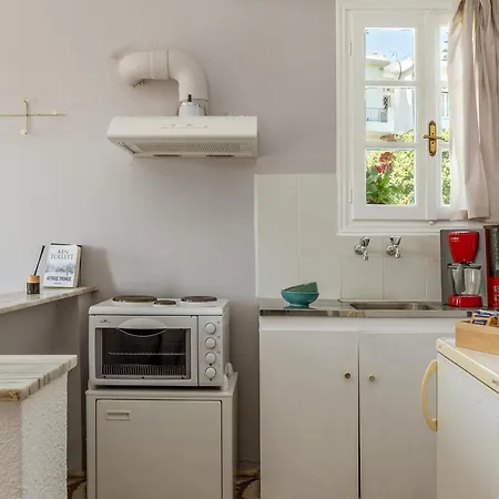 Stenies'nook Family Андрос